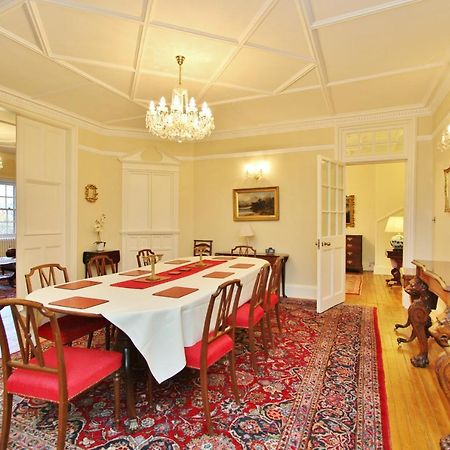 Elegant 3-Bedroom Ramsay Garden Apartment In Edinburgh City Centre Luaran gambar