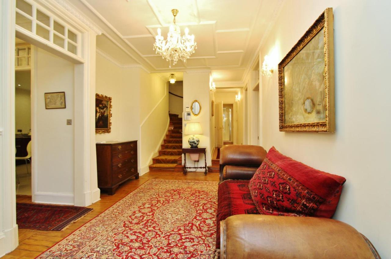 Elegant 3-Bedroom Ramsay Garden Apartment In Edinburgh City Centre Luaran gambar